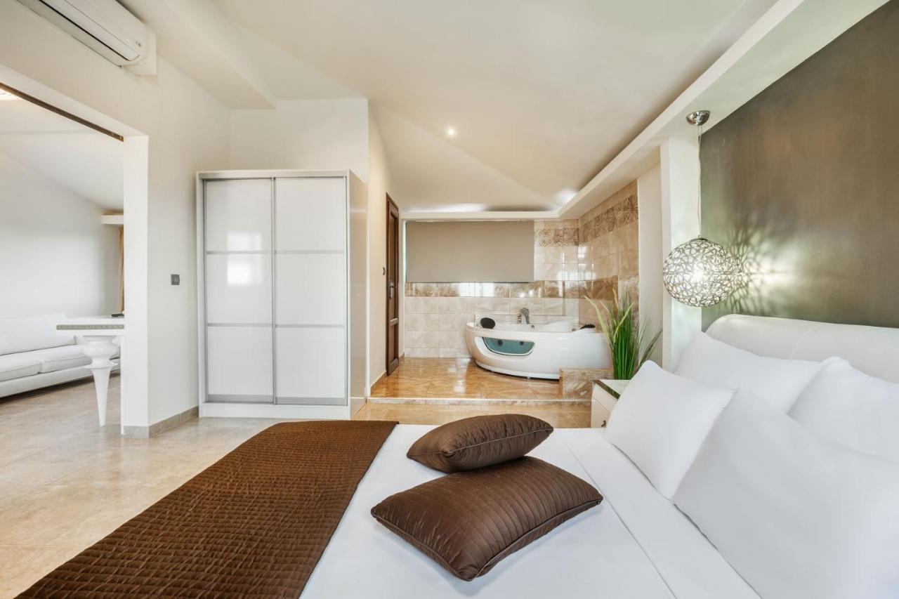 Philoxenia Hotel & Villas Pefkochori Bagian luar foto